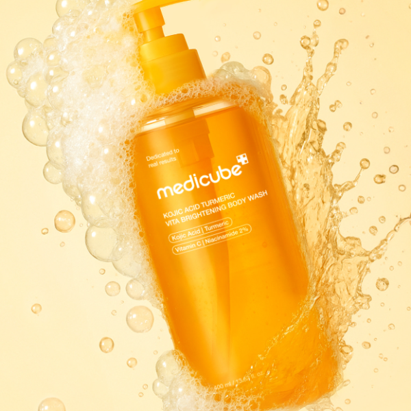 MEDICUBE GEL DOUCHE ÉCLAIRCISSANT AU CURCUMA ET ACIDE KOJIQUE / Kojic Acid Turmeric Vita Brightenning Body Wash