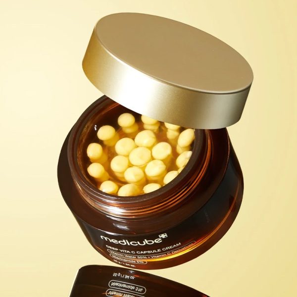MEDICUBE  DEEP VITAMINE C CRÈME UNIFIANTE ÉCLAIRCISSANTE CAPSULE